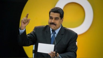   Maduro promueve criptomoneda y promete 