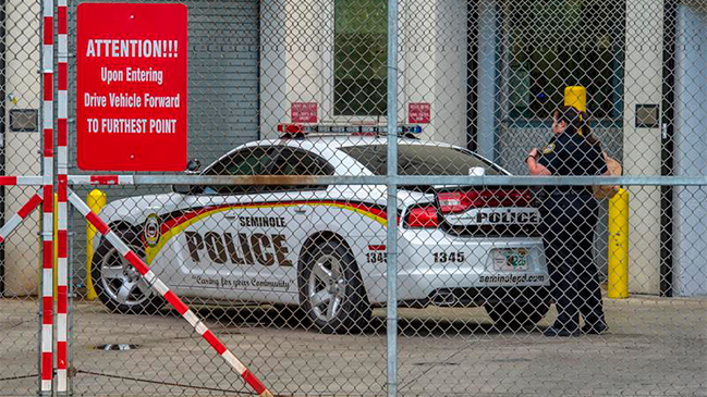Indignación en Florida: Policía que resguardaba escuela no ingresó para enfrentar el tiroteo