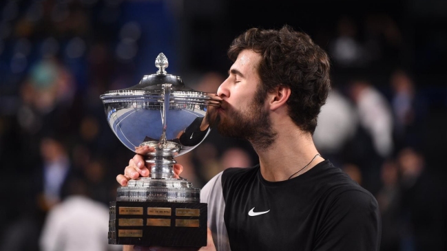 Karen Khachanov derrotó a Lucas Pouille y se quedó con el ATP de Marsella