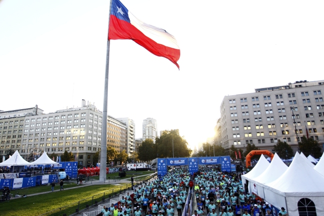 El Maratón de Santiago abre venta benéfica de cupos para correr 21K