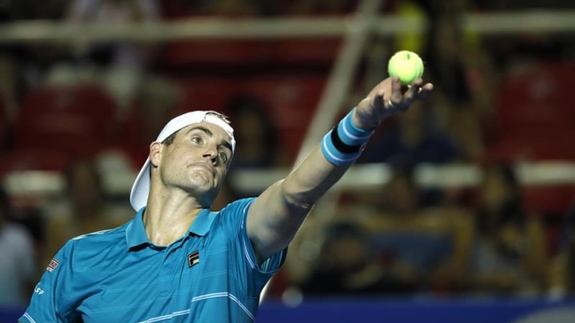John Isner fue derribado por Ryan Harrison en el ATP de Acapulco