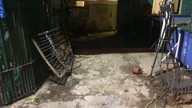 Vehículo chocó contra domicilio en La Florida: Conductor fue detenido tras fugarse