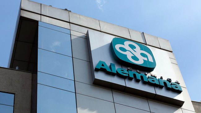 Fiscalía pidió información al ISP por investigación de muertes en Clínica Alemana