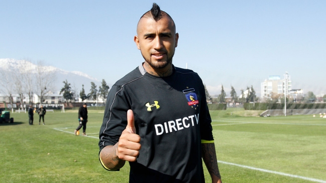 Arturo Vidal alienta a Colo Colo de cara al debut en la Libertadores: 