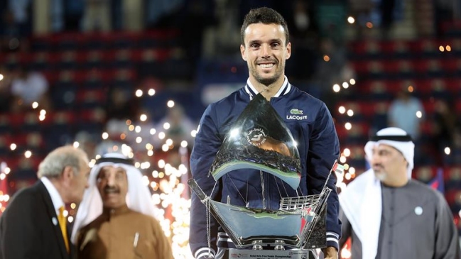 Roberto Bautista ganó a Lucas Pouille y logró en Dubai su segundo titulo del año