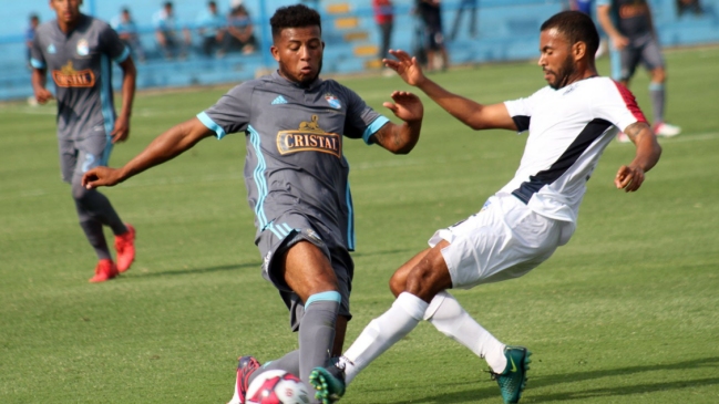 Sporting Cristal de Mario Salas goleó a Universidad de San Martín