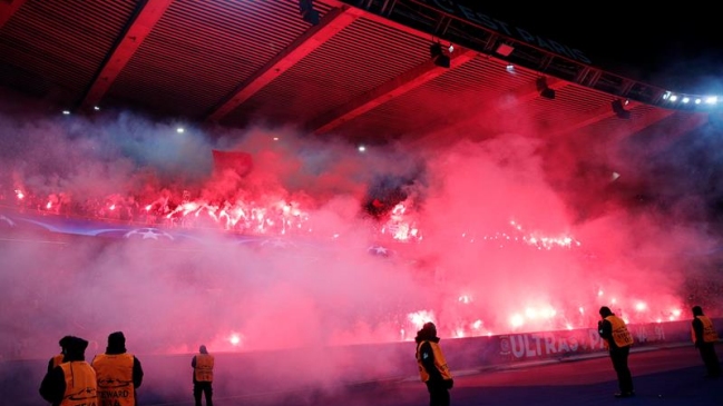 Jugadores de PSG siguen ensalzando a sus hinchas radicales