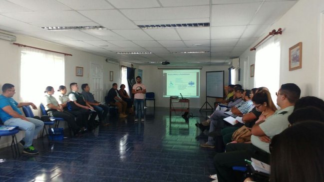 Antofagasta: Funcionarios de Gendarmería se capacitan en lengua de señas