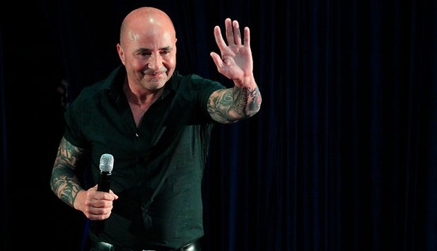 Jorge Sampaoli estrenó cuenta de Twitter con mensaje rockero