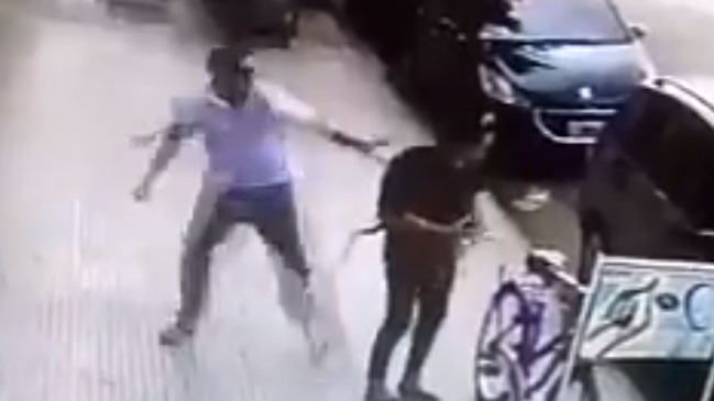 Habla mujer que fue brutalmente agredida mientras se subía a la bicicleta