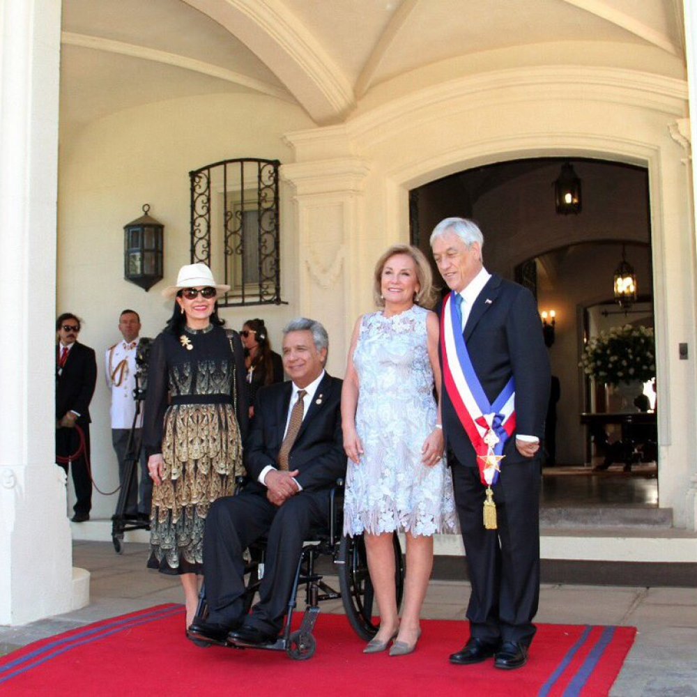 Presidente Moreno debió aplazar retorno a Ecuador tras falla en avión