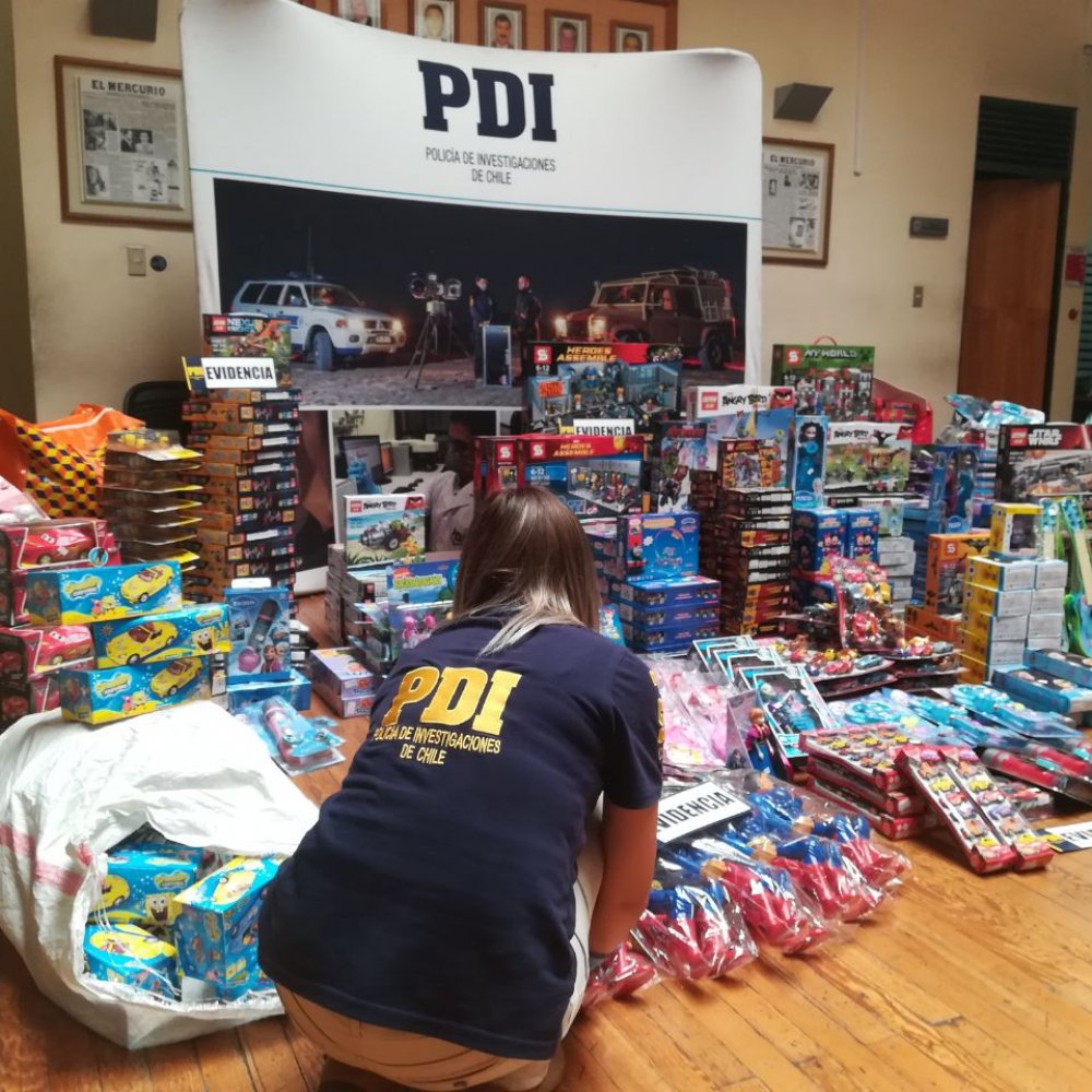 Antofagasta: PDI incautó 15 millones de pesos en juguetes falsificados