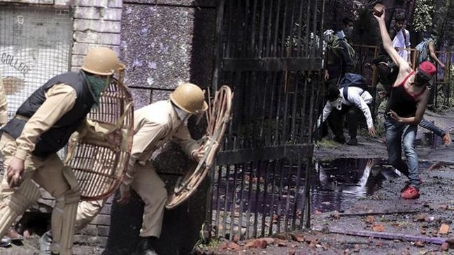 Al menos ocho policías muertos en ataque maoísta en India