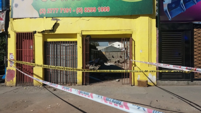 Derrumbe de muro dejó tres lesionados en Independencia