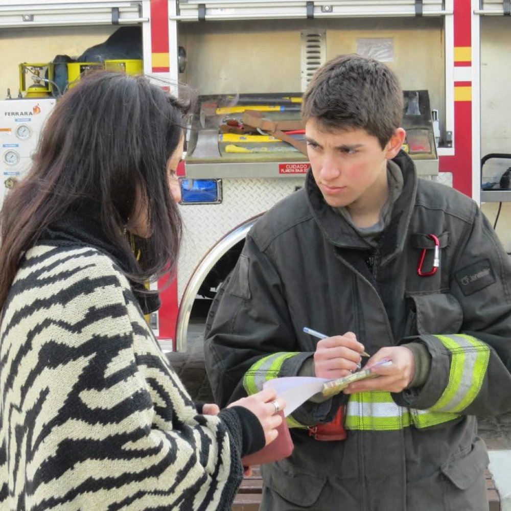 Bomberos denuncia falsificación de boleto ganador de un auto en Viña del Mar