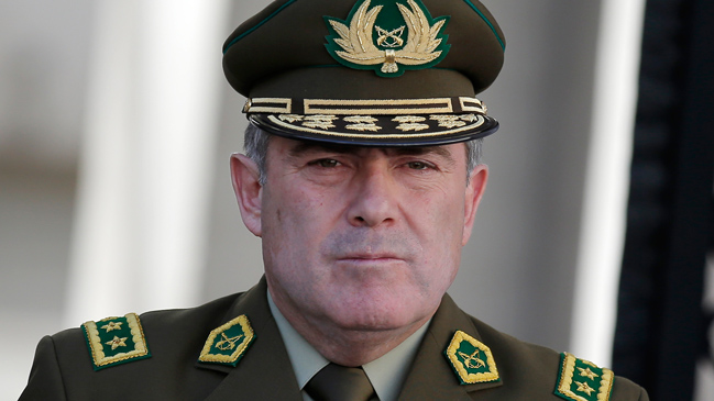 Nuevo general director de Carabineros decidió llamar a retiro a más de 10 generales