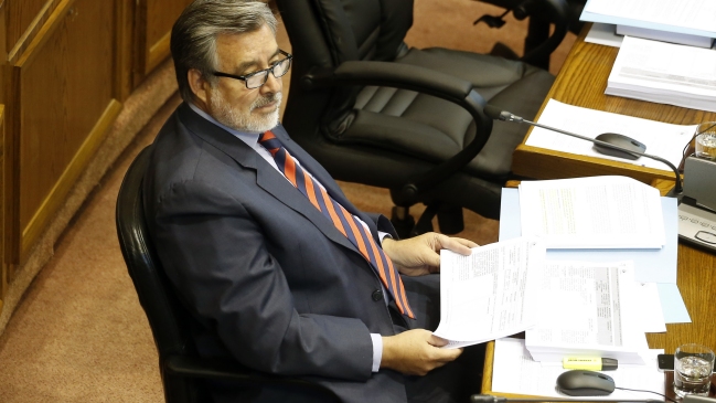 Felipe Harboe: Guillier debería mirar alegatos en La Haya por televisión