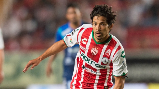 Matías Fernández fue expulsado en empate de Necaxa y Pachuca