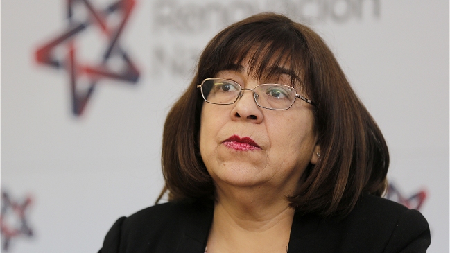 ¡Tiembla la mayo casera! Vuelve Rosa Oyarce a la seremi de Salud Metropolitana