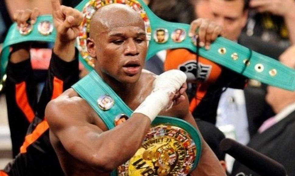 El fútbol es la nueva tentación de Floyd Mayweather