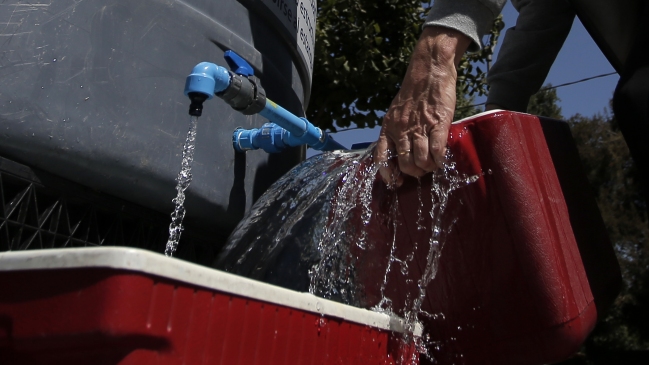 Aguas Andinas dio por superado el problema del mal olor en La Reina y Las Condes