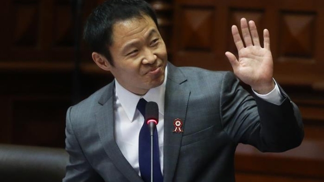 Revelan video en que hijo de Fujimori compra votos a favor de Kuczynski