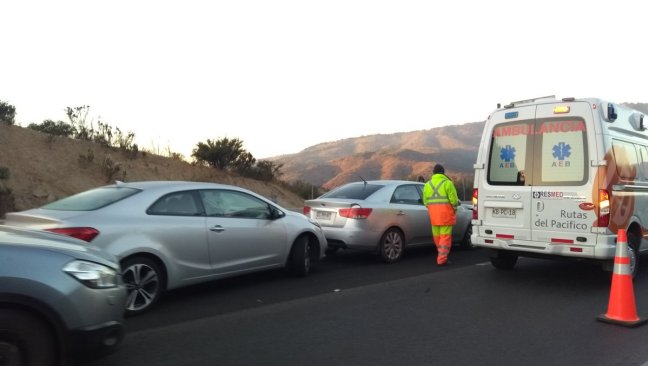 Colisión múltiple en Troncal Sur provoca gran congestión entre Quilpué y Viña del Mar