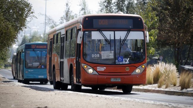 Experto criticó poca claridad del Gobierno respecto al futuro del Transantiago