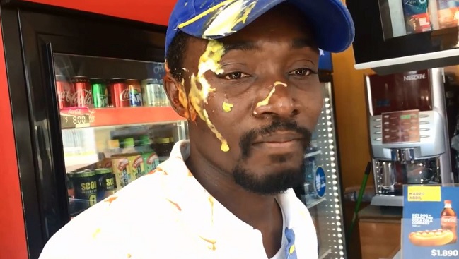 Denuncian vejatorio ataque contra inmigrante en estación de servicio