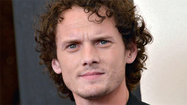 Padres del fallecido actor Anton Yelchin llegaron a un acuerdo con Fiat