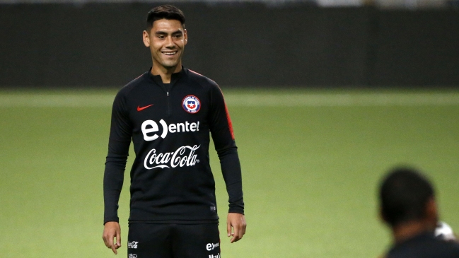 Felipe Mora quedó fuera de los amistosos de la Roja por un desgarro