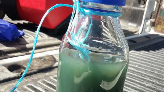 Aguas Andinas denunció vertido ilegal como causa de malos olores en La Reina y Las Condes