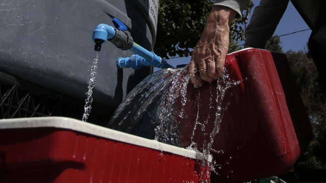 Intendencia Metropolitana se querelló por vertido ilegal: 