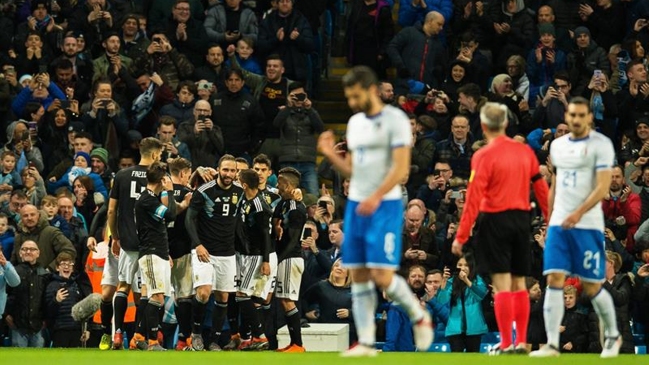 Argentina logró una sólida victoria sobre Italia en Manchester