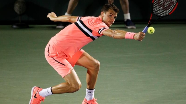 Grigor Dimitrov repuntó para dejar en el camino a su primer rival en Miami