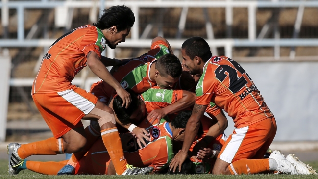 Cobresal despegó en la Primera B tras cómodo triunfo ante Copiapó