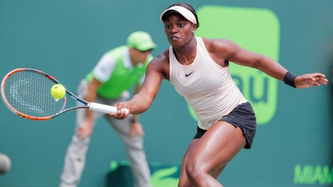 Sloane Stephens barrió a Angelique Kerber para entrar a semifinales en Miami