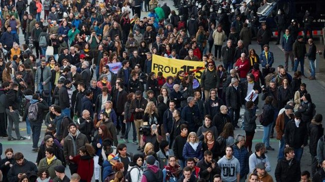Independentistas catalanes cortaron carreteras en nueva jornada de protestas