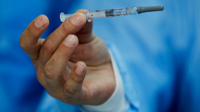 Farmacias y clínicas viven alta demanda por vacuna contra la influenza