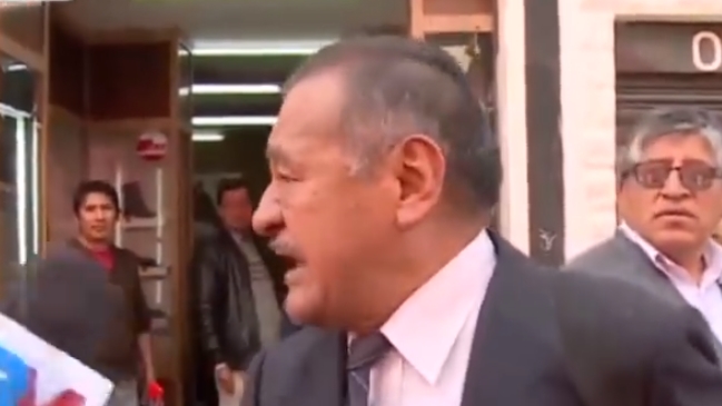 La increíble reacción de furibundo ciudadano boliviano en despacho en vivo