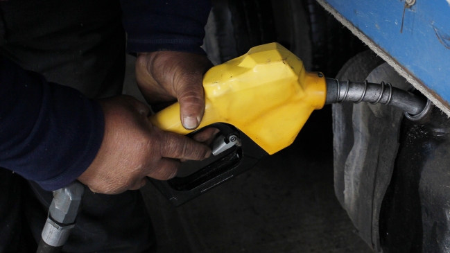 Bencinera cargó combustible mezclado en más de 80 vehículos