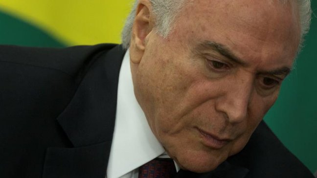 Policía detuvo a tres allegados a Temer en investigación sobre decreto