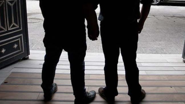 Superintendencia exige modificar reglamento a colegio que sanciona la homosexualidad