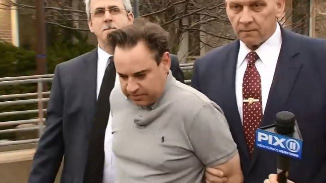 Juez admitió haber sustraído ropa íntima desde la casa de una vecina en EEUU