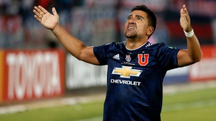 David Pizarro abrió la cuenta para la U ante Racing