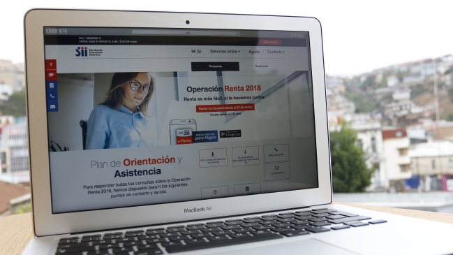 Fallas en la plataforma digital marcan los primeros días de la Operación Renta