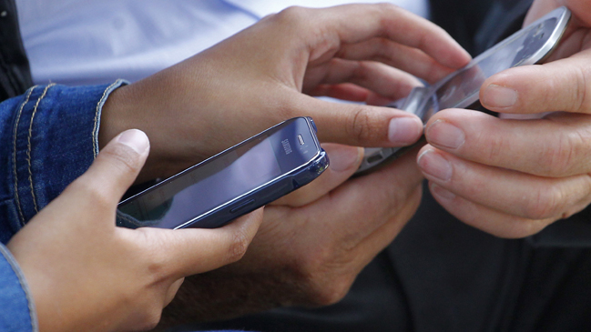 Sernac denuncia a compañías telefónicas por publicidad engañosa