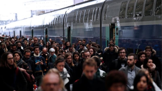 Gobierno francés manifestó su compromiso para sacar adelante reforma al sistema ferroviario