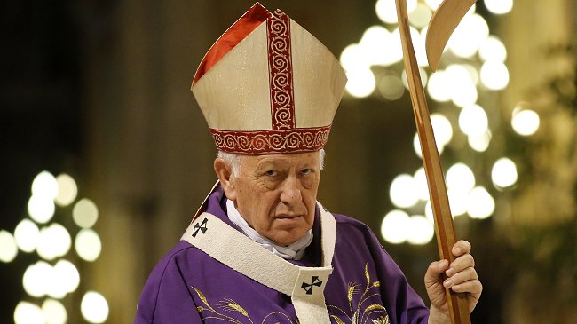 Desgraciada analogía de Ezzati despierta repudio masivo