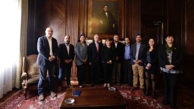 Ministro de Hacienda y CUT se reunieron para 